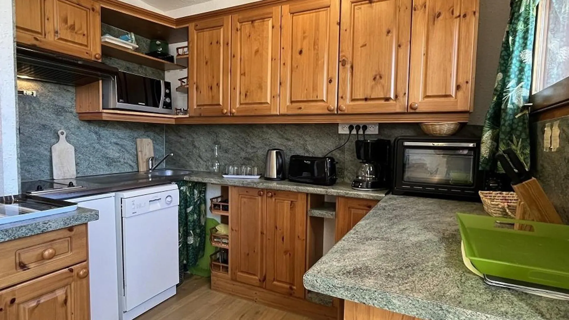 Appartement Au Pied Des Pistes, 2 Chambres, Proche Commerces, A Plagne Village - Fr-1-351-181 La Plagne-Tarentaise France