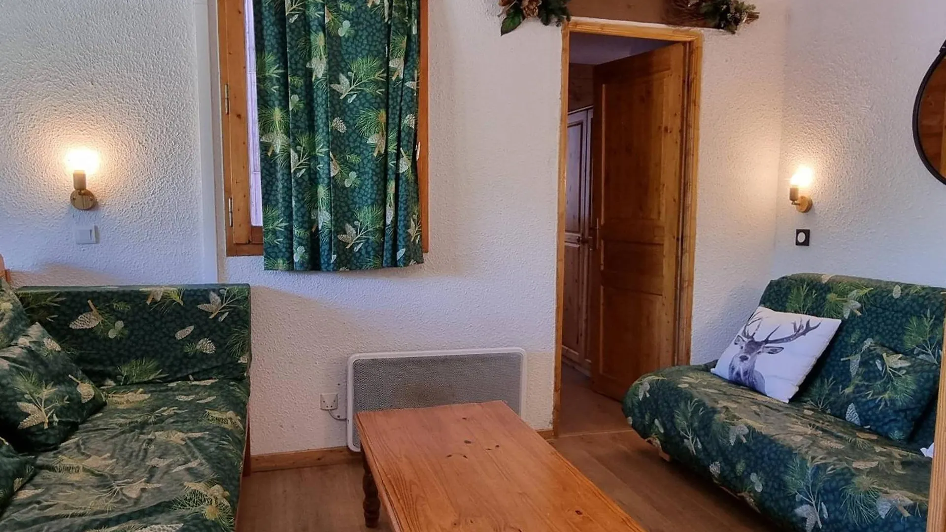 Appartement Au Pied Des Pistes, 2 Chambres, Proche Commerces, A Plagne Village - Fr-1-351-181 La Plagne-Tarentaise 0*,