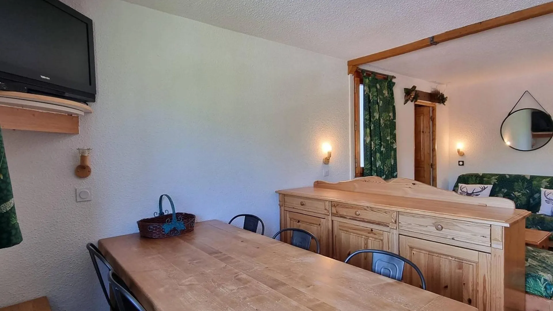 Appartement Au Pied Des Pistes, 2 Chambres, Proche Commerces, A Plagne Village - Fr-1-351-181 La Plagne-Tarentaise