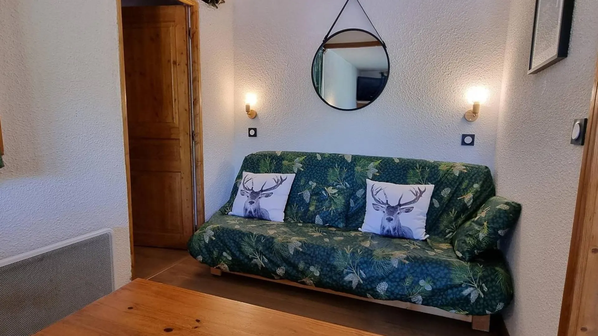 Appartement Au Pied Des Pistes, 2 Chambres, Proche Commerces, A Plagne Village - Fr-1-351-181 La Plagne-Tarentaise